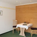 Ferienapartmenthaus Hubertushof * Mittenwald