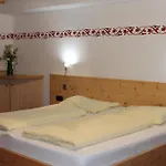 Ferienapartmenthaus Hubertushof Apartment *
