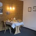 Apartment Ferienapartmenthaus Hubertushof Mittenwald