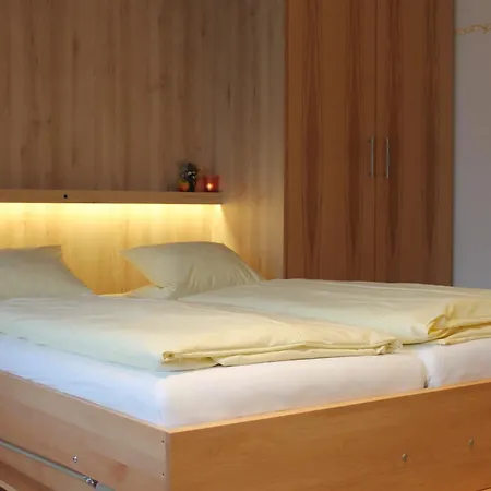 Ferienapartmenthaus Hubertushof * Mittenwald