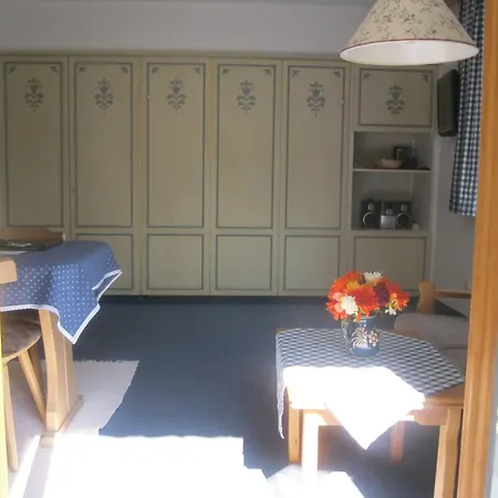 アパート Ferienapartmenthaus Hubertushof ミッテンヴァルト