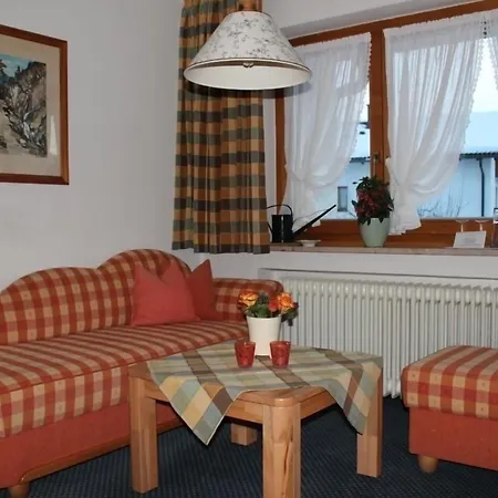 Apartman Ferienapartmenthaus Hubertushof Mittenwald