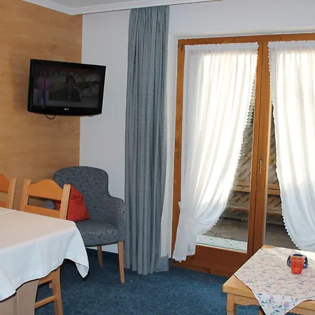 Apartman Ferienapartmenthaus Hubertushof Mittenwald