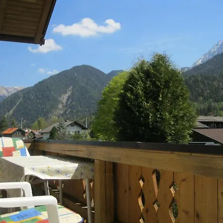 Ferienapartmenthaus Hubertushof Apartment Mittenwald