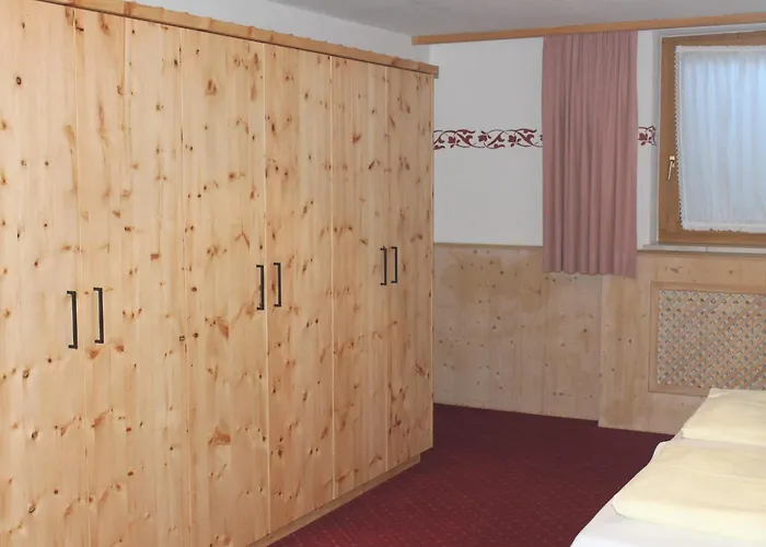 Apartment Ferienapartmenthaus Hubertushof Mittenwald